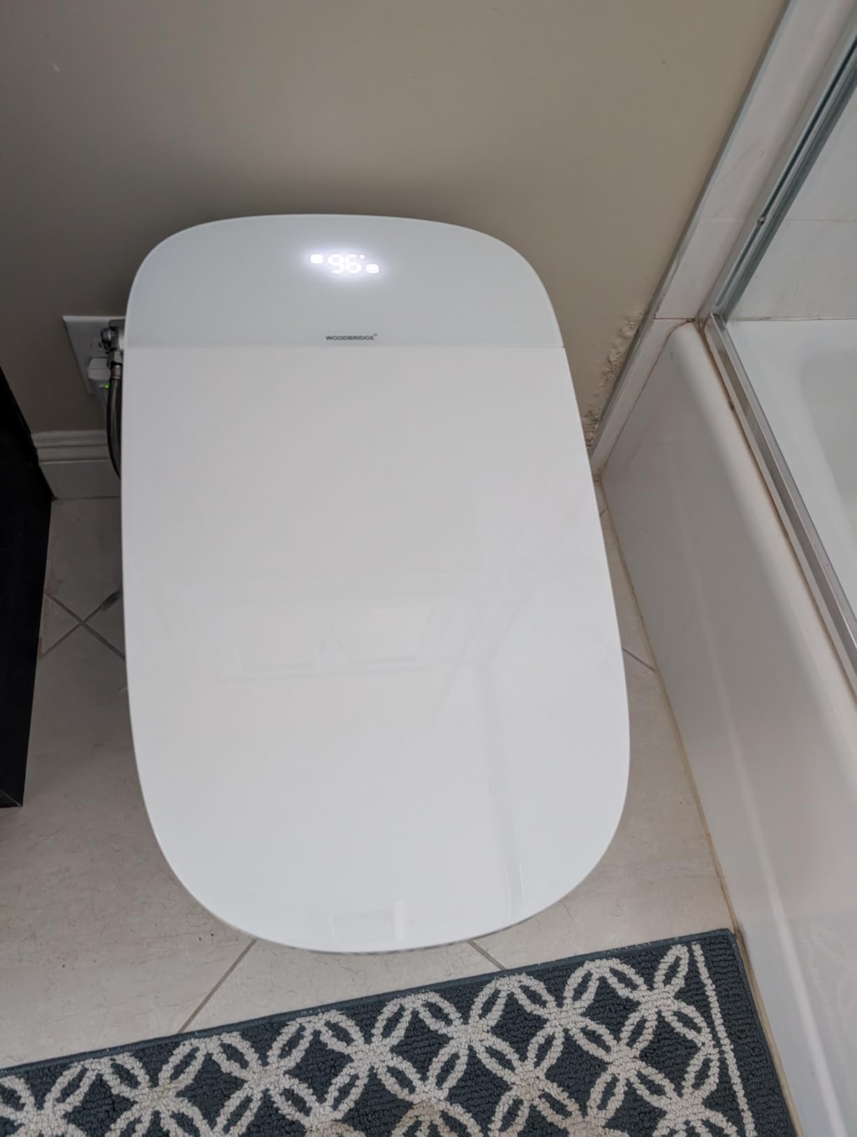 WOODBRIDGE Smart Toilet with Voice Control, 1000g MaP Flush Score, Foam Shield, Moving Dryer, Blackout Flush, ADA Comfort Height, Auto Open & Close, Heated Seat, B0931S customer photo 2