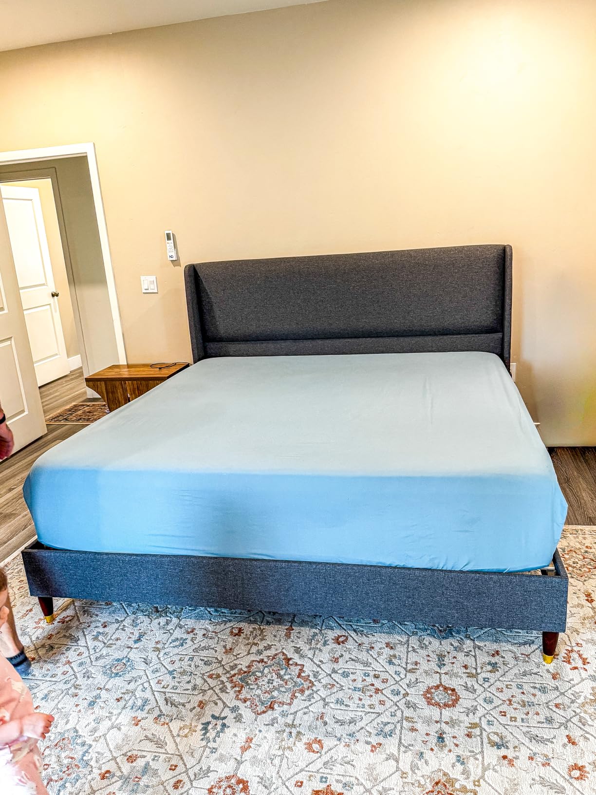 Jocisland King Size Bed Frame 51.2