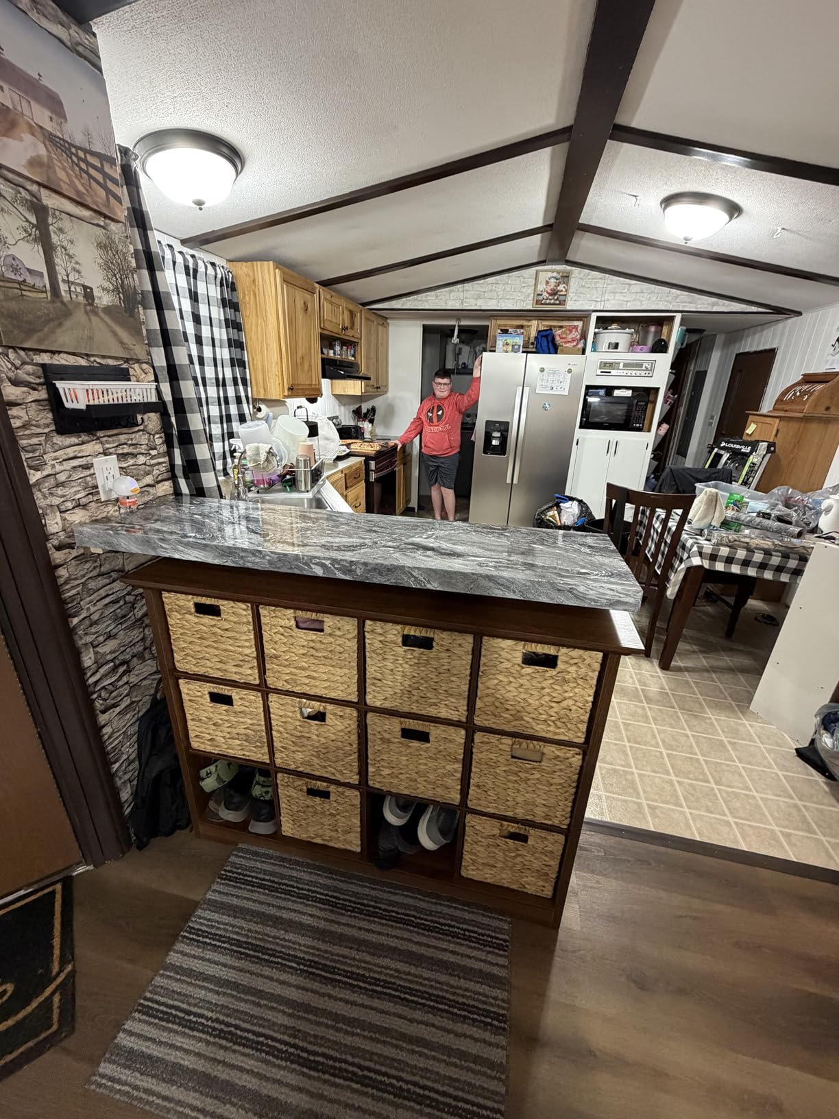 Livelynine 36 X197 Inch Extra Wide Glossy Marble Countertop Peel and Stick Wallpaper Waterproof Contact Paper for Countertops Self Adhesive Counter Covers Kitchen Vinyl Wrap Table Top Laminate Sheets customer photo 2