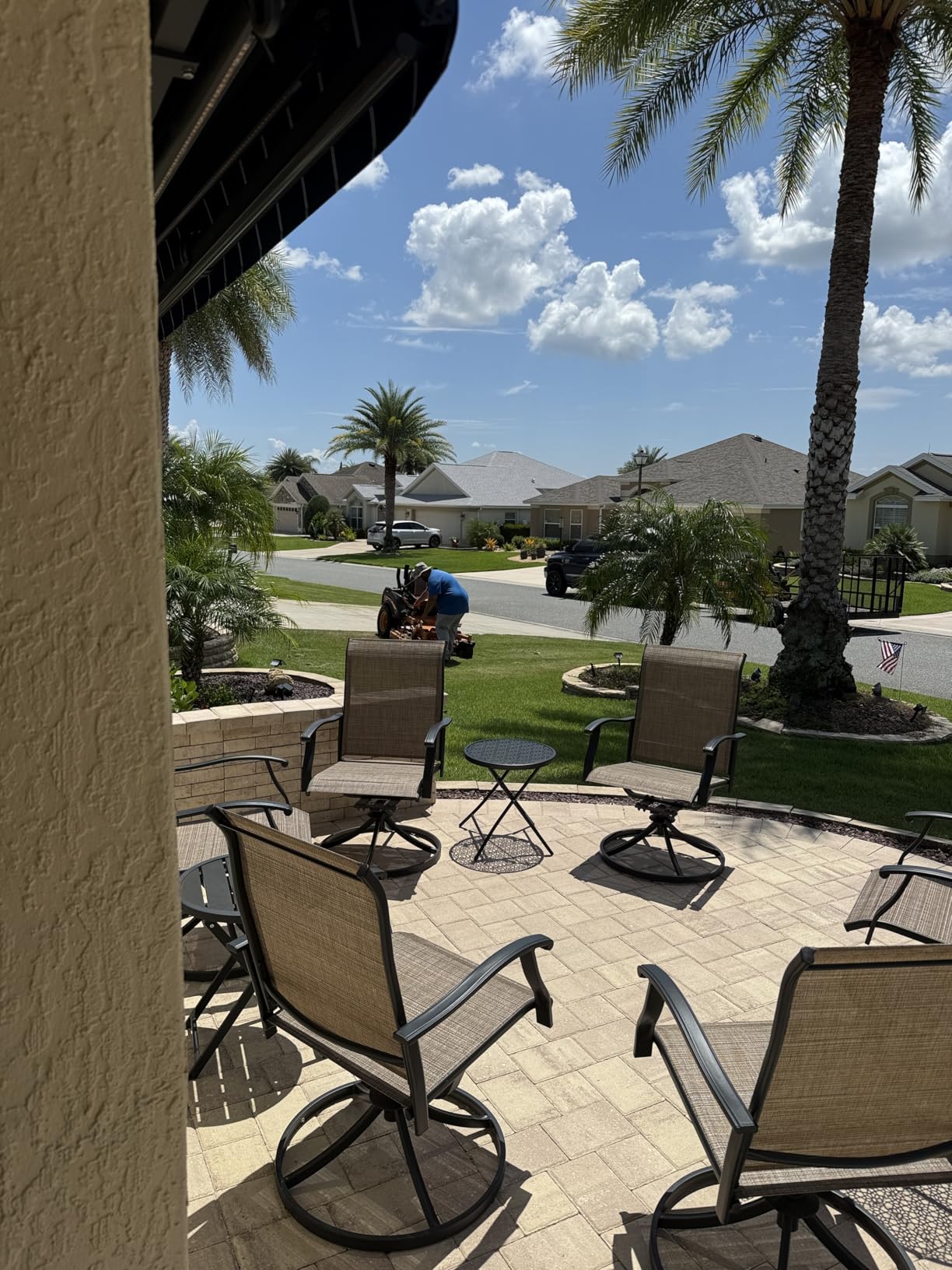 Aosu Security Cameras Outdoor Wireless - 4 Cam-Kit Solar-Powered System with 360° Pan & Tilt, Auto Tracking, 2K Color Night Vision customer photo 2