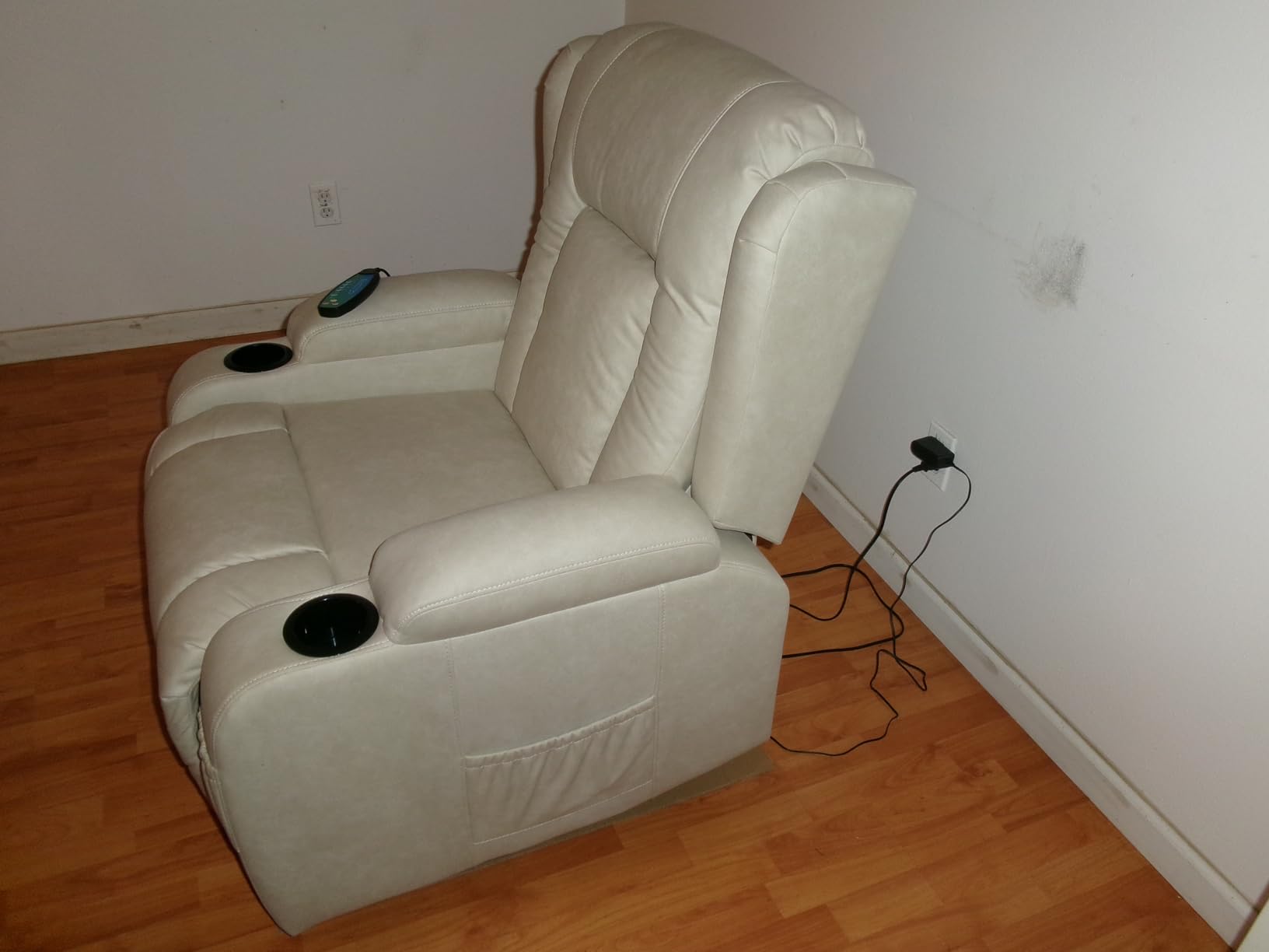 Best Choice Products PU Leather Electric Power Lift Chair, Recliner Massage Chair, Adjustable Furniture with 3 Positions, USB Port, Heat - Cognac customer photo 1