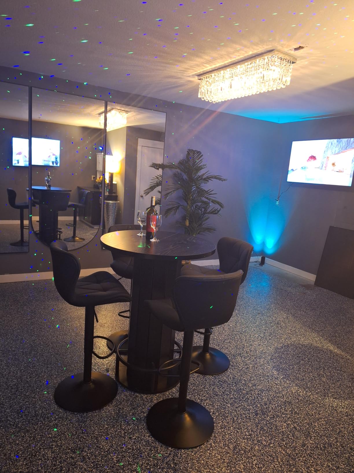 Nalupatio Modern Bar Stools Set of 2, Adjustable Faux Leather Upholstered Swivel Bar Stools, Counter Height Bar Chairs with Back for Kitchen Island, Black customer photo 1