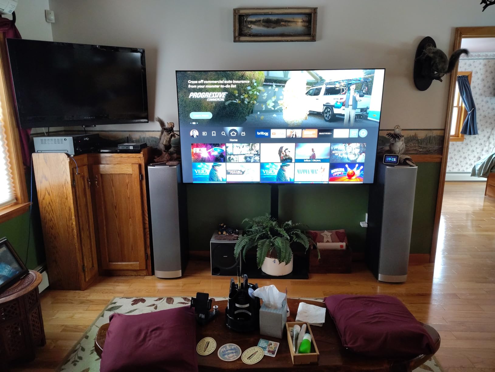 WALI Floor TV Stand with Power Outlet, Tall TV Stand Mount for 32-75 inch TV up to 110 lbs, Swivel and Height Adjustable TV Stands with Wood Base for Bedroom, Living Room(TVDVD-7P), Black customer photo 2