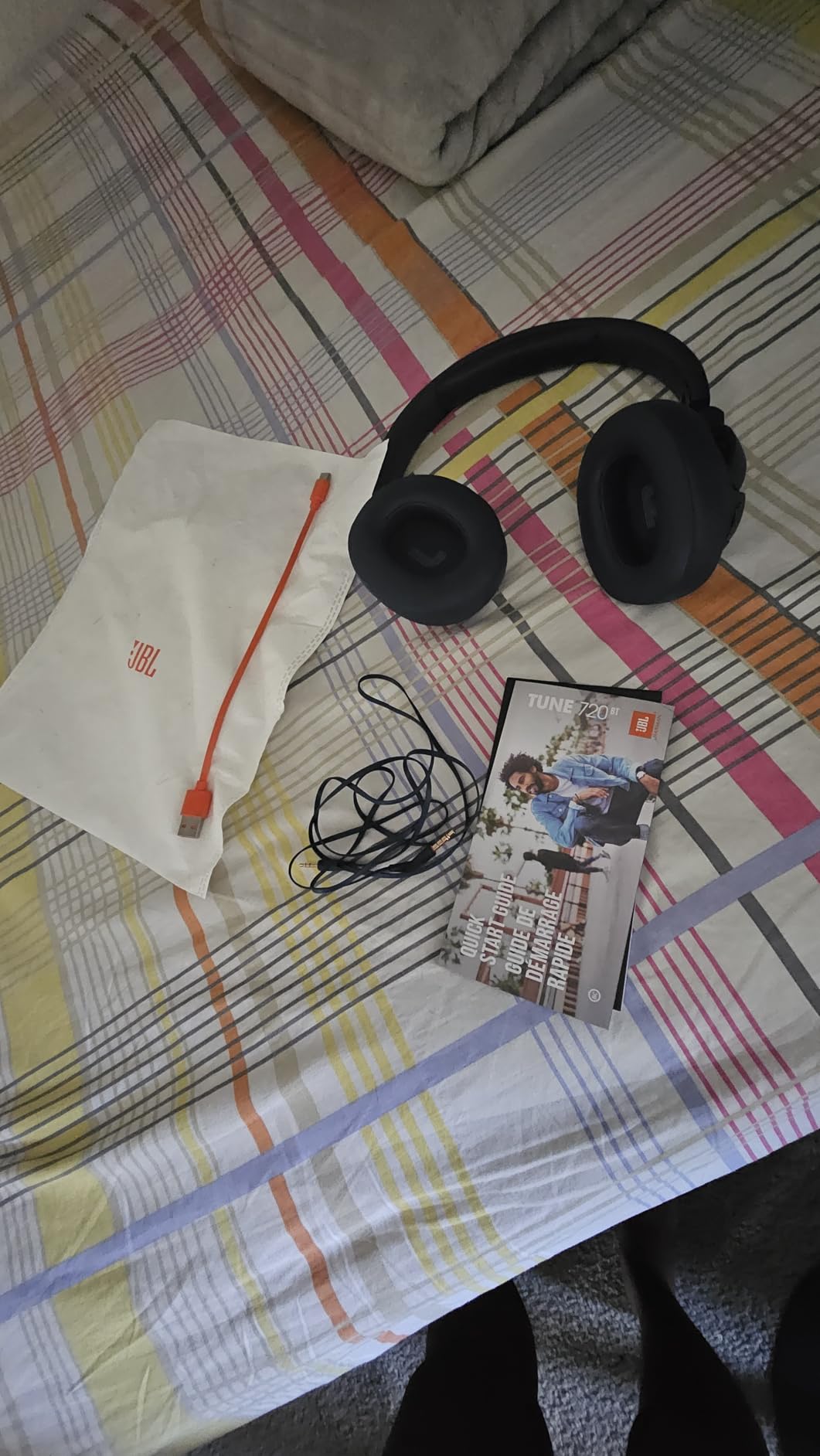 JBL Tune 720BT - Wireless Over-Ear Headphones with JBL Pure Bass Sound, Bluetooth 5.3, Up to 76H Battery Life and Speed Charge, Lightweight, Comfortable and Foldable Design customer photo 2