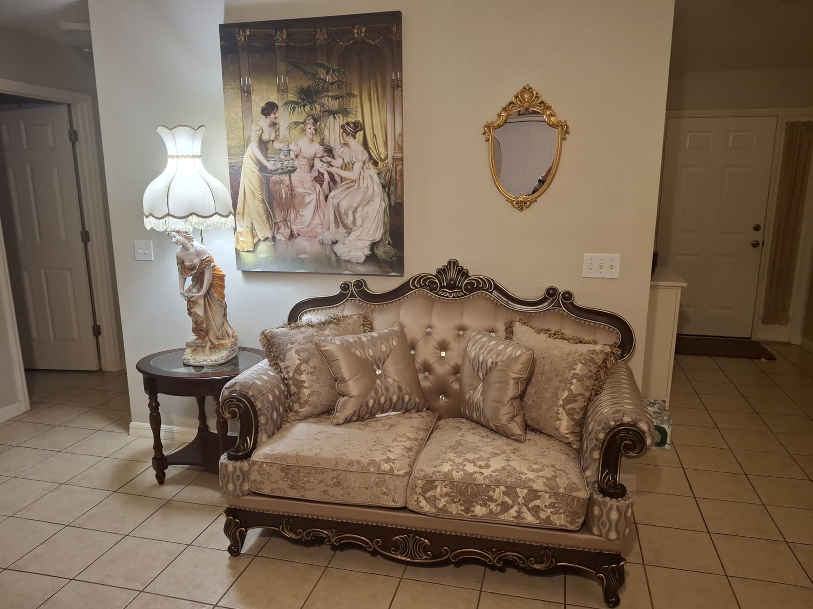 Lexicon Traditional Sofa Couch for Living Room, Rolled Arm Sofa with 5 Accent Pillows, Tufting, Queen Legs in Cherry Finish with Gold Tipping, Upholstered Living Room Furniture, 3 Seater Couch, Brown customer photo 2