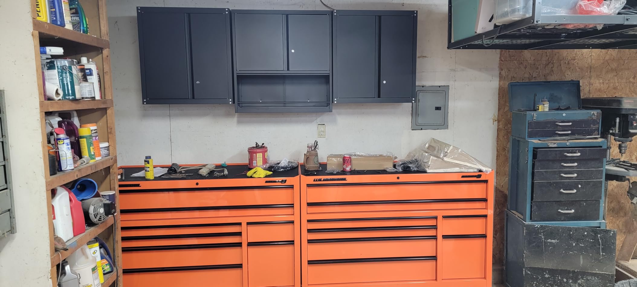 Metal Wall Mounted Garage Cabinets, Heavy Duty Steel Locking Cabinet with Doors & 2 Keys, Garage Storage Cabinet with Adjustable Floating Shelf for Shop, Utility Room, Office, Black & Grey customer photo 2