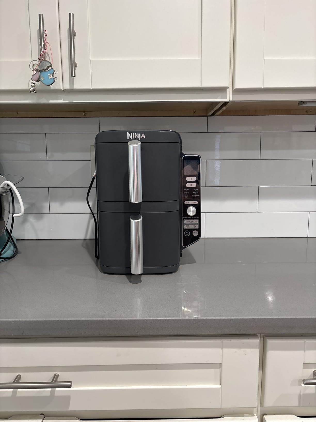 Ninja Air Fryer, 10QT DoubleStack XL 2-Basket, Compact Design, Cooks 5lb Whole Chicken, Feeds Up to 8 People, 6-in-1 Air Fryer, Roast, Bake and More, Easy to Clean, Dishwasher Safe Parts, Grey, SL401 customer photo 1