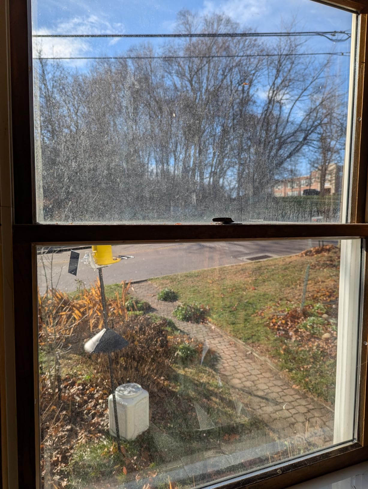 Window Cleaning Robot, Automatic Window Cleaner with Water Spray for Windows/Tiles/Class Door, Inside/Outside, 5600Pa Suction Power, 3.0 Path Planning, Remote Control customer photo 2