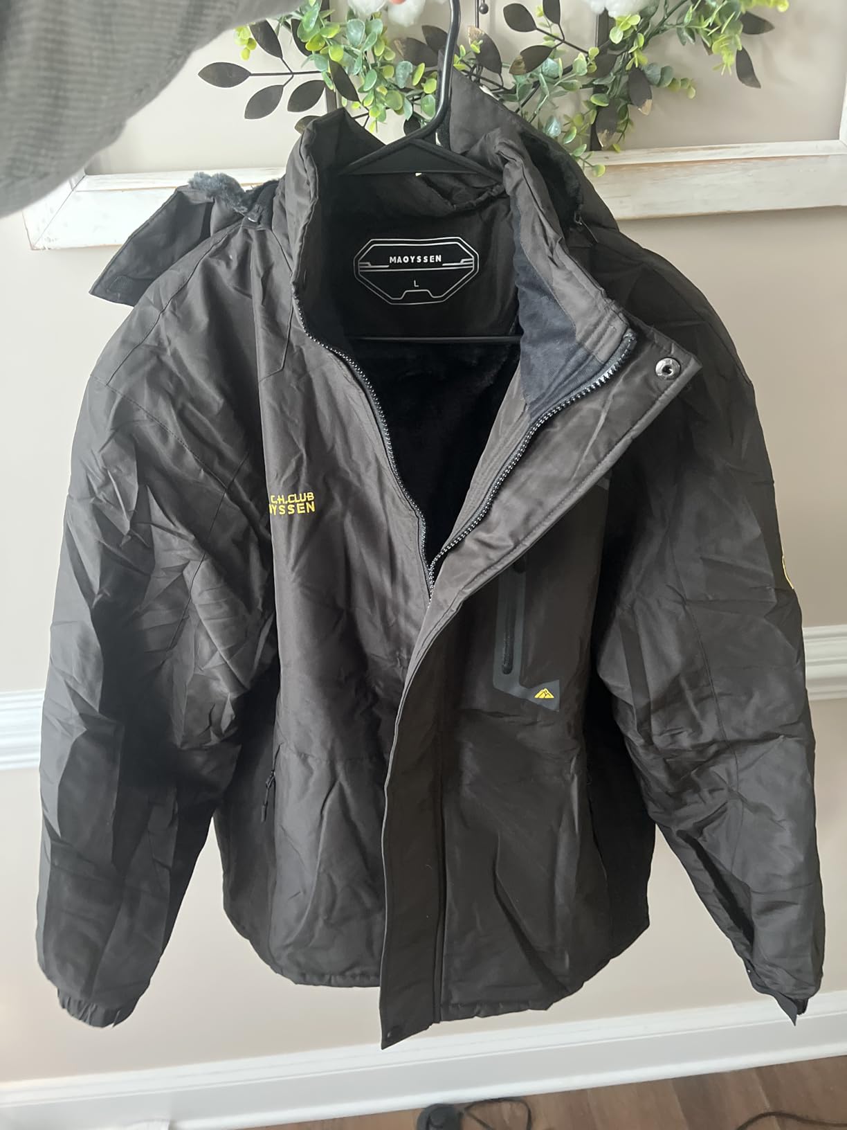 Men's Ski Jacket Warm Winter Snow Coat Waterproof Mountain Windbreaker Snowboarding Jacket Hooded for Hiking Travel customer photo 1