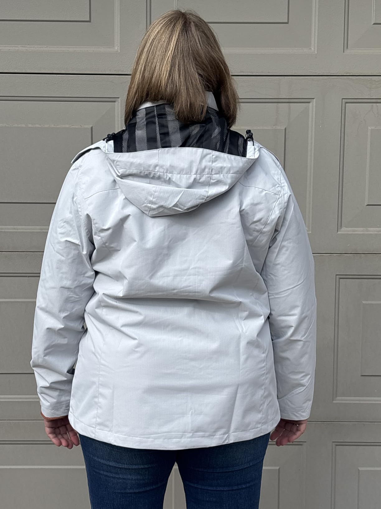 DECKTIN Women's Waterproof Raincoat Lightweight Rain Jacket Detachable Hood Travel Outdoor customer photo 2