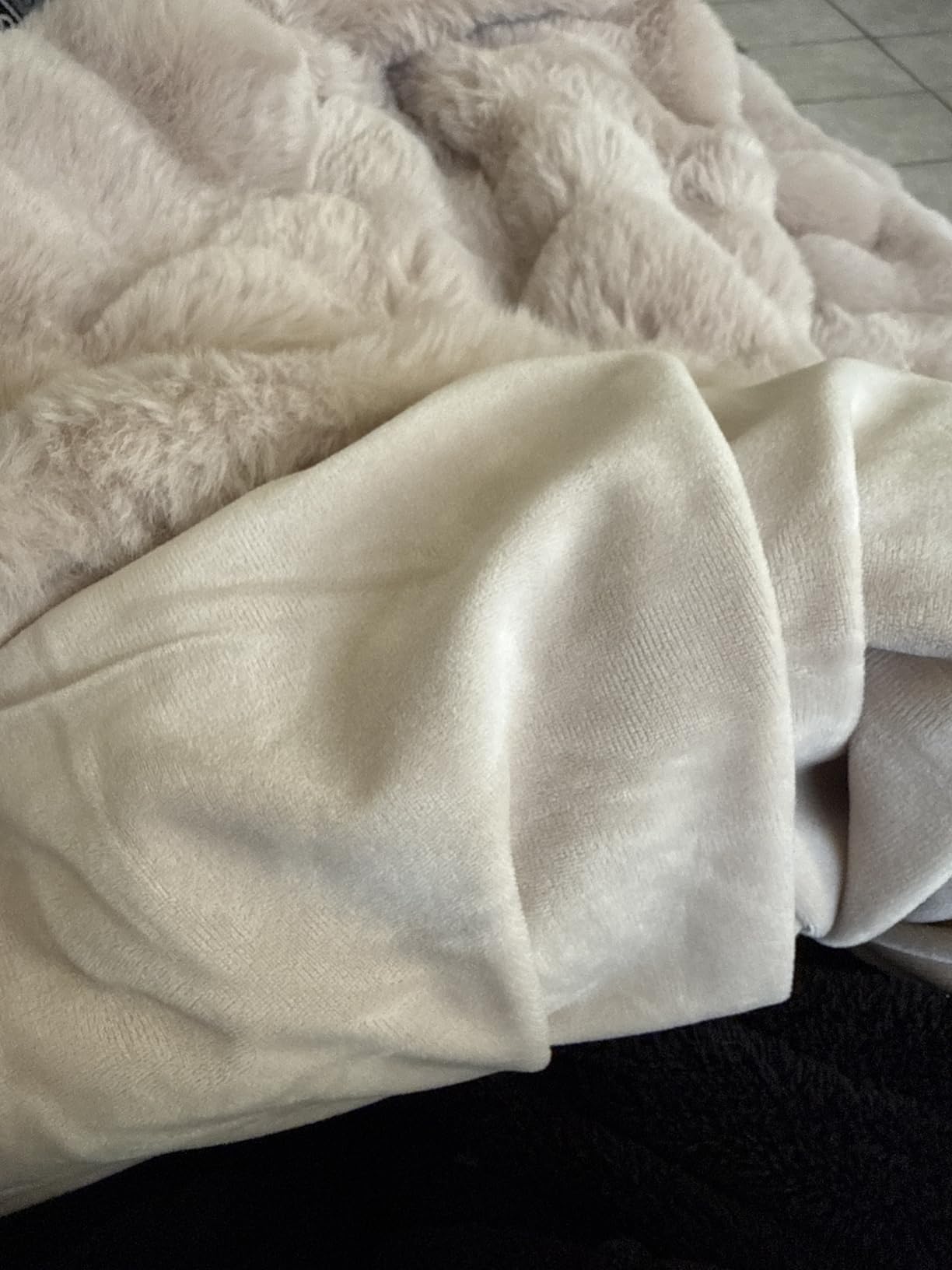 Ultra Soft Cozy Faux Fur Throw Blanket, Fuzzy Plush Thick Bubble Blanket, Luxury Fluffy Blanket for Couch, Sofa, Bedroom, and Living Room, 50x60 Inches, Cream White customer photo 2