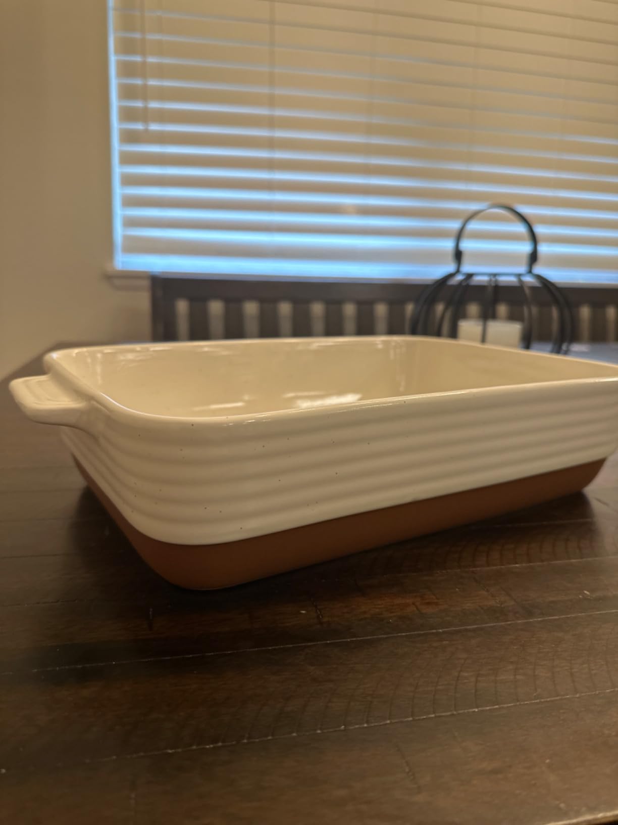 MALACASA Baking Dish 4.8 Qt Ceramic Casserole & Lasagna Pan, 9x13 Inch Deep Rectangular Oven Safe Dish with Handles for Baking, Roasting, Serving (Khaki & White) - Series Tara customer photo 2