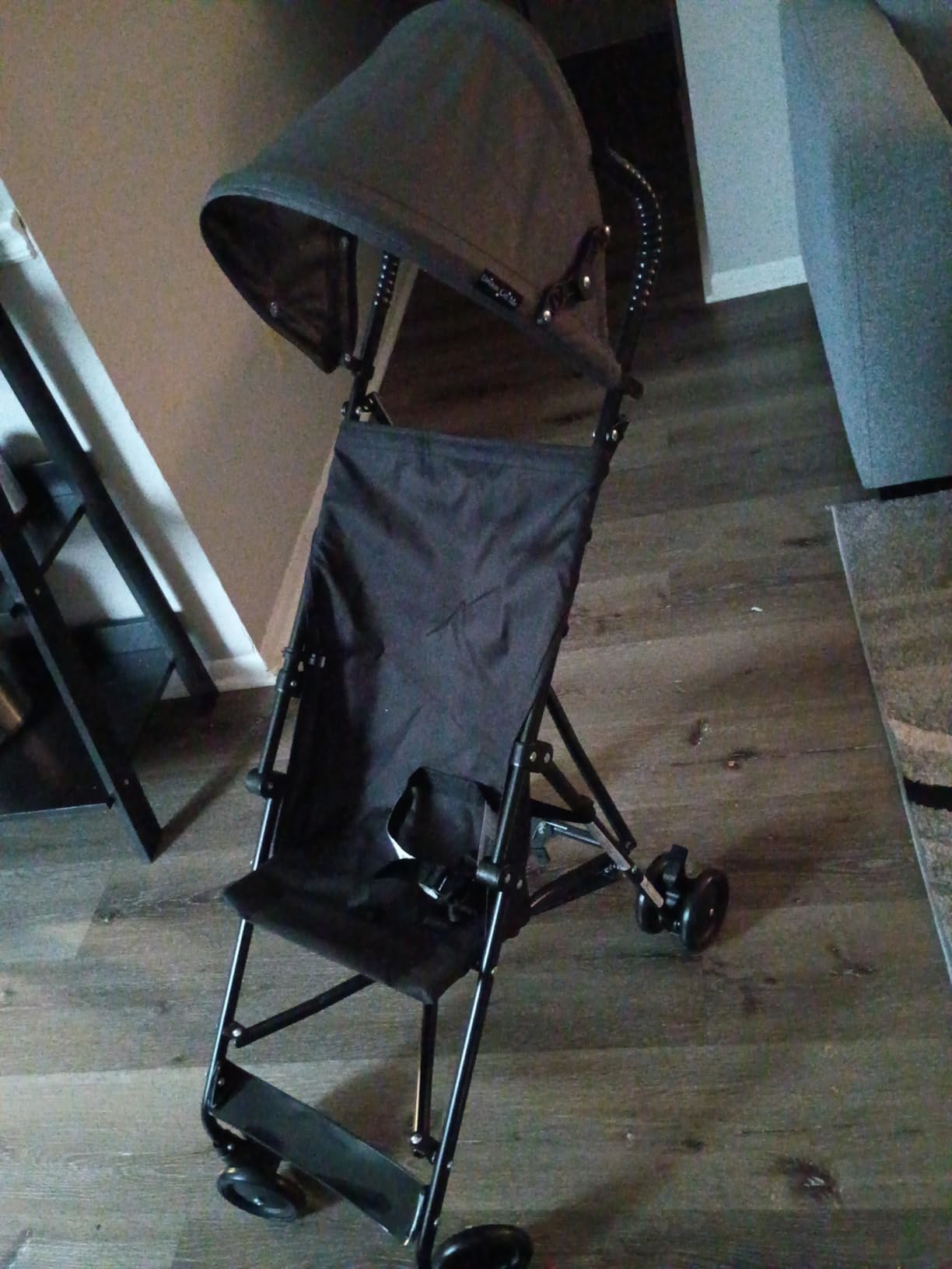 Dream On Me Aero Travel Umbrella Stroller, One-Hand Quick Fold, 3-Point Safety Harness, Dual Brakes, Adjustable Removable Canopy, Lightweight Compact & Space-Saving for Infants and Toddlers - Black customer photo 1