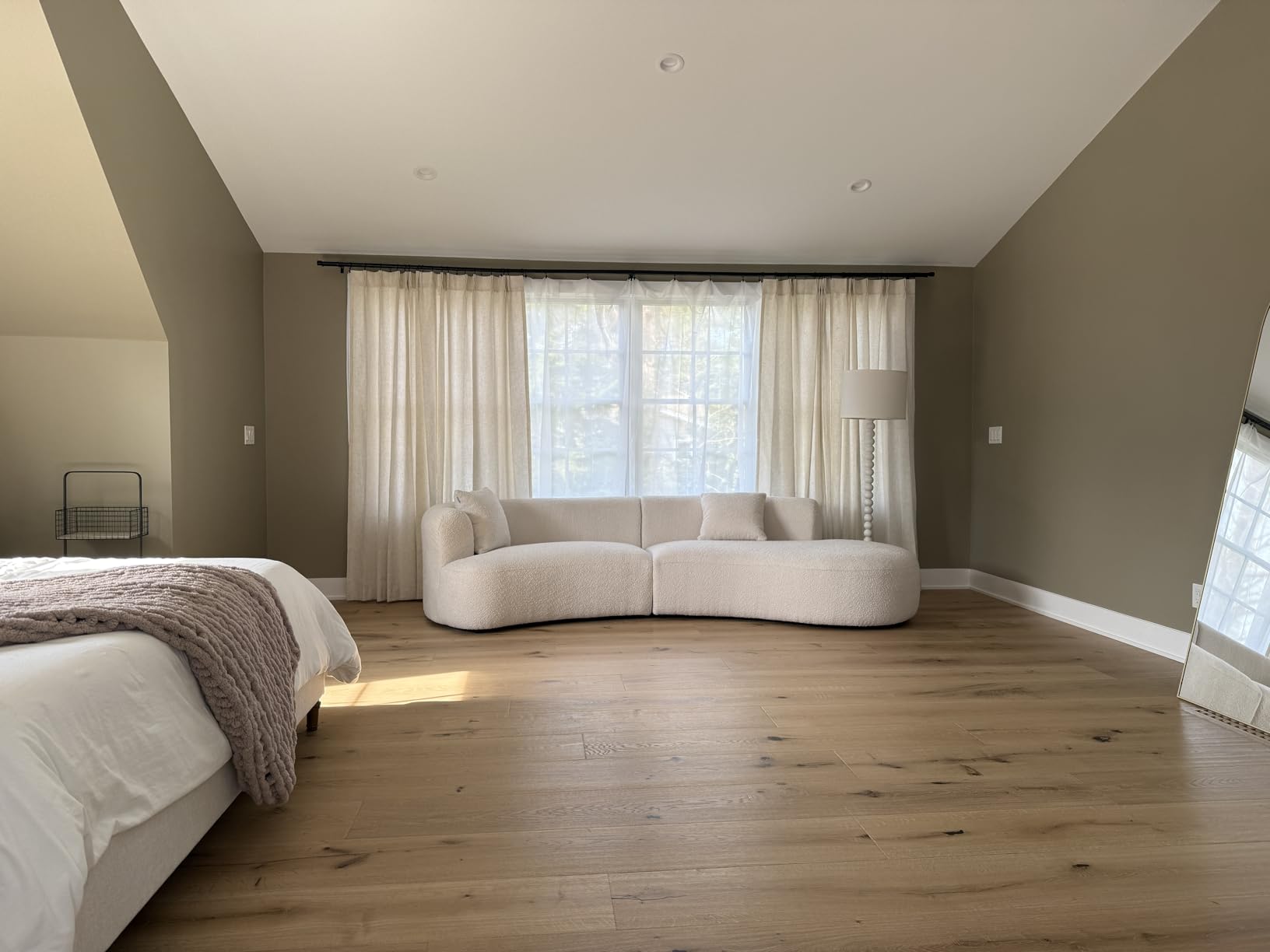 Acanva Modern Curved Sectional Living Room Couch, Minimalist Comfy Boucle Fabric Modular Sofa for Apartment, Home Office, 114