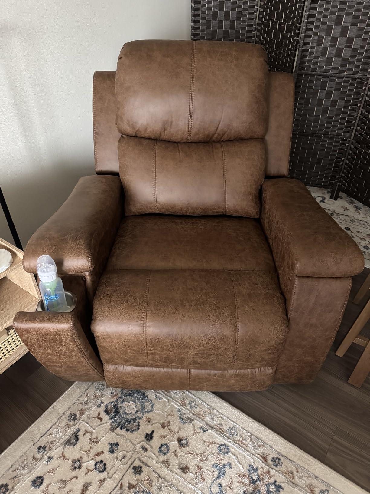 CANMOV Leather Recliner Chair, Classic and Traditional Manual Recliner Chair with Overstuffed Arms and Back, Manual Single Sofa with Concealed Cup Holders, Nut Brown customer photo 2