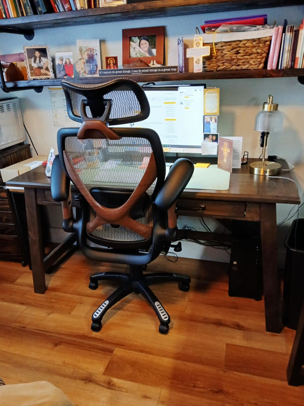 ELABEST X100 Ergonomic Mesh Office Chair with Footrest, Big and Tall Home Desk Chair with 5D Flip-Up Arms, Adjustable 3D Lumbar Support, Gaming & Executive Computer Chairs customer photo 2