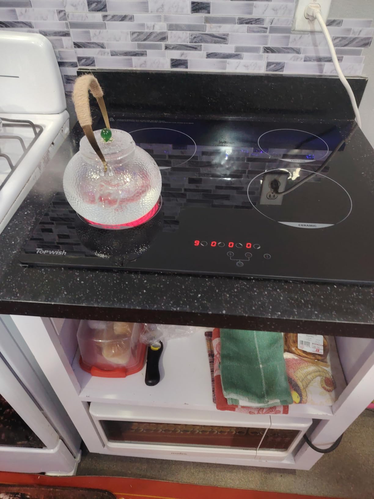 TOPWISH 24 Inch Electric Cooktop, 4 Burners Built-in Electric Stove Top Hot Plate, 6000W Drop-in Ceramic Cooktop with Touch Control, Safety Lock, Timer customer photo 2