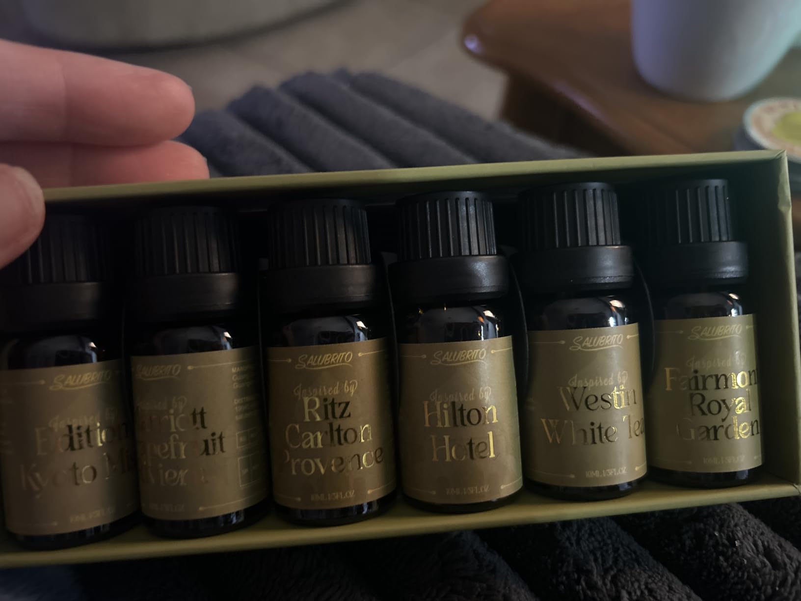 SALUBRITO Luxury Hotel Fragrance Oil Set for Diffuser, Premium Essential Oil - Inspired by Classic Hotel Scents customer photo 3