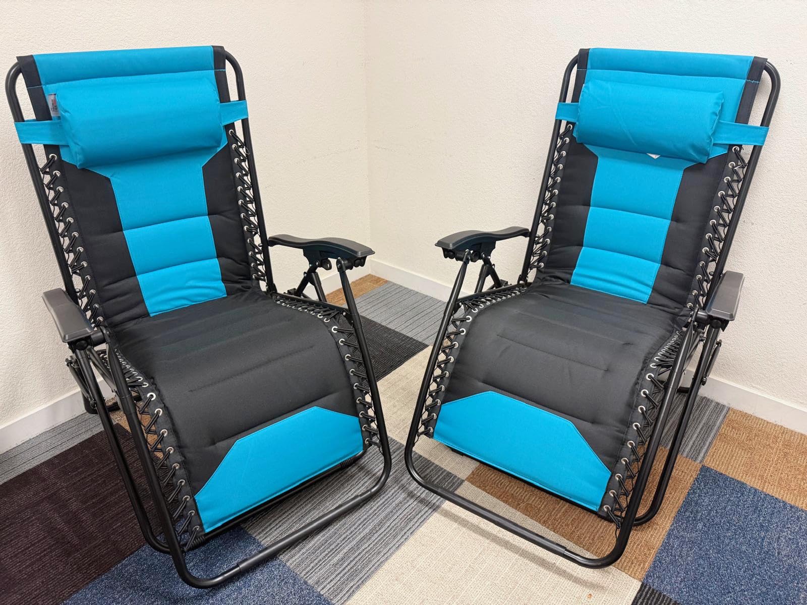 MFSTUDIO Padded Zero Gravity Chair Set of 2, Folding Patio Lounge Recliner with Adjustable Pillows & Cup Holder for Poolside Backyard, Support 400lbs(Grey) customer photo 2