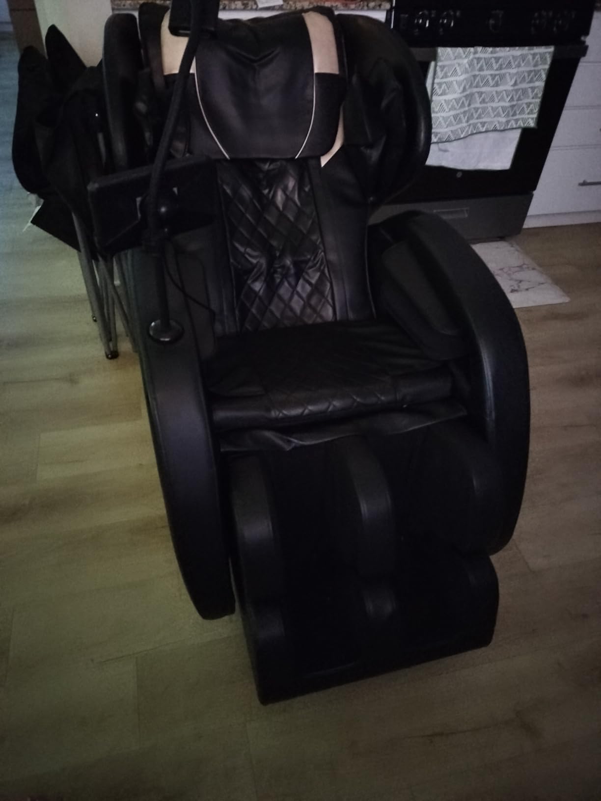 2026 Massage Chair Full Body, Zero Gravity SL-Track Shiatsu Massage Recliner Chair with Body Scan, 6 Fix Point Rollers, Airbags, Deep Yoga Stretch, Heating Function customer photo 1