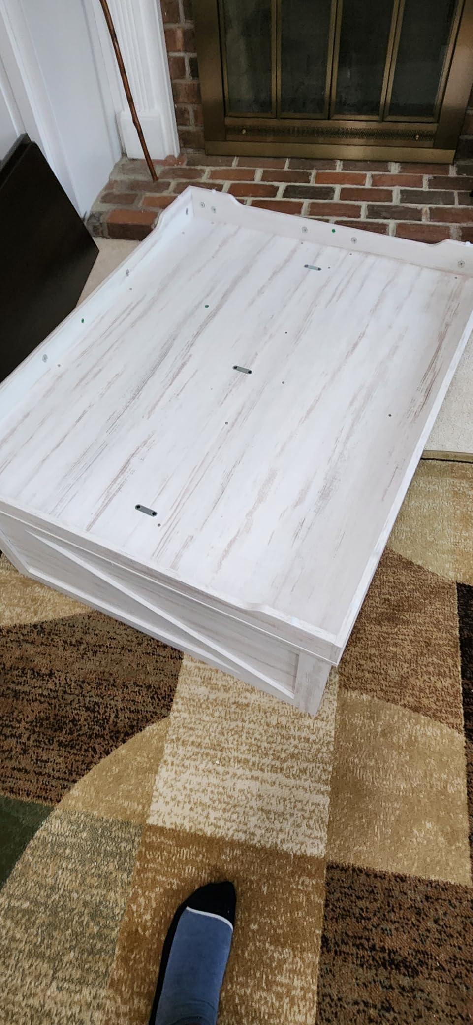Itaar 39.4'' Lift Top Coffee Table with Storage, Farmhouse Coffee Tables for Living Room, Square Coffee Table with Large Hidden Compartment & 2 Drawers & Adjustable Shelves, White customer photo 1
