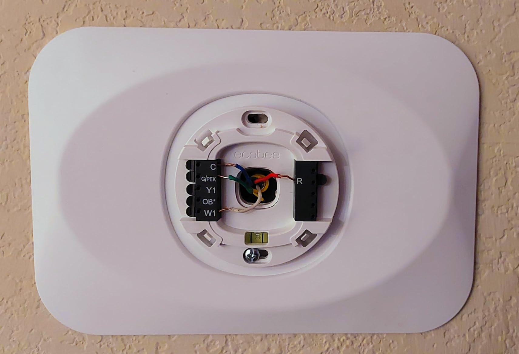 ecobee Smart Thermostat Essential - Energy Star Certified programmable Wi-Fi Thermostat - Works with Siri, Alexa, and Google Assistant customer photo 2