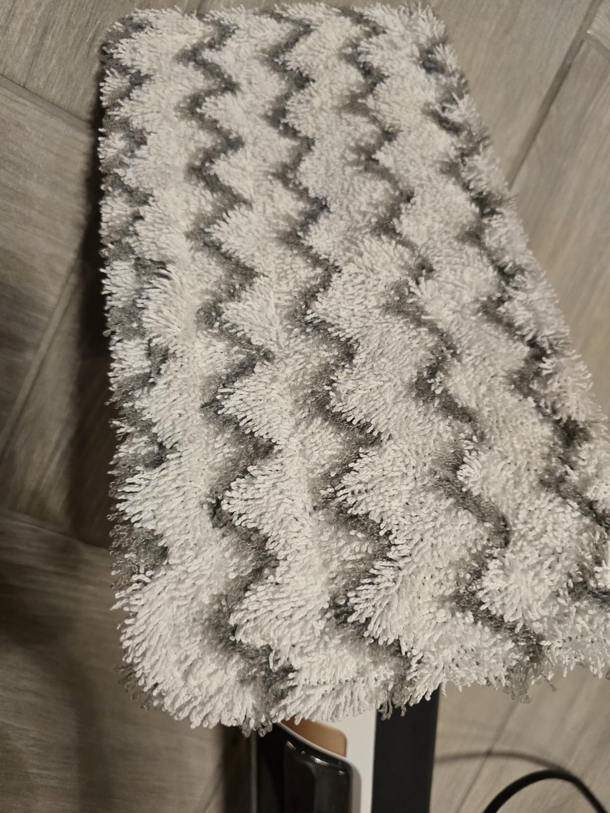 Shark SteamSpot Steam Mop with Steam Blaster Technology, 3 Steam Modes, 2 Washable Pads, XL Removable Water Tank, Lightweight, Steam Cleaner for sealed Hard Floors, Hardwood, Tile, Laminate, S2001 customer photo 2