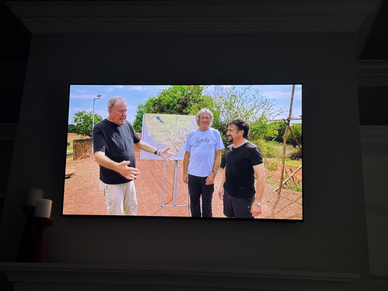 Samsung 77-Inch Class OLED 4K S85F Series, Vision AI Smart TV (2025 Model, 77S85F) customer photo 1