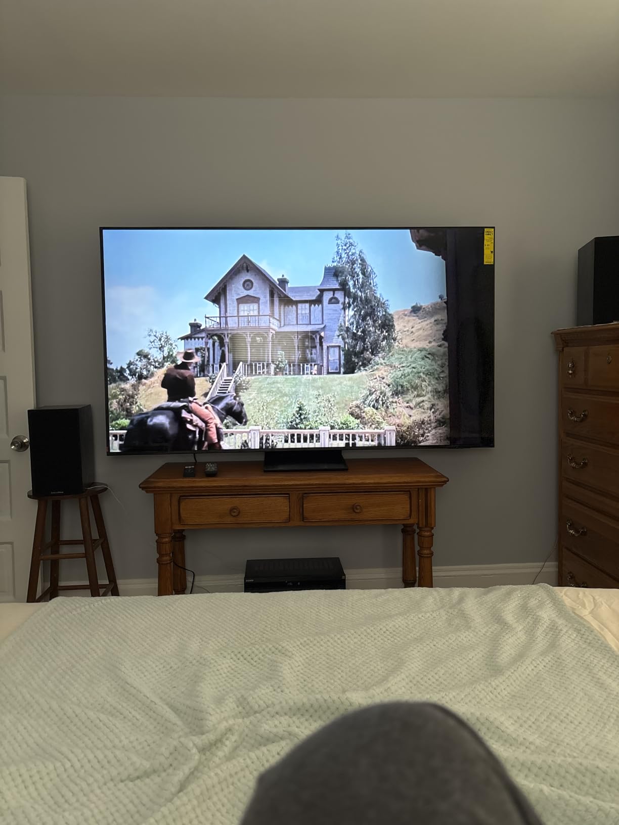 Samsung 55-Inch Class Neo QLED QN70F 4K Mini LED Smart TV (2025 Model) NQ4 AI Gen2 Processor, Quantum Matrix Technology Slim, Motion Xcelerator 144Hz, Samsung Vision AI, Alexa Built-in customer photo 2