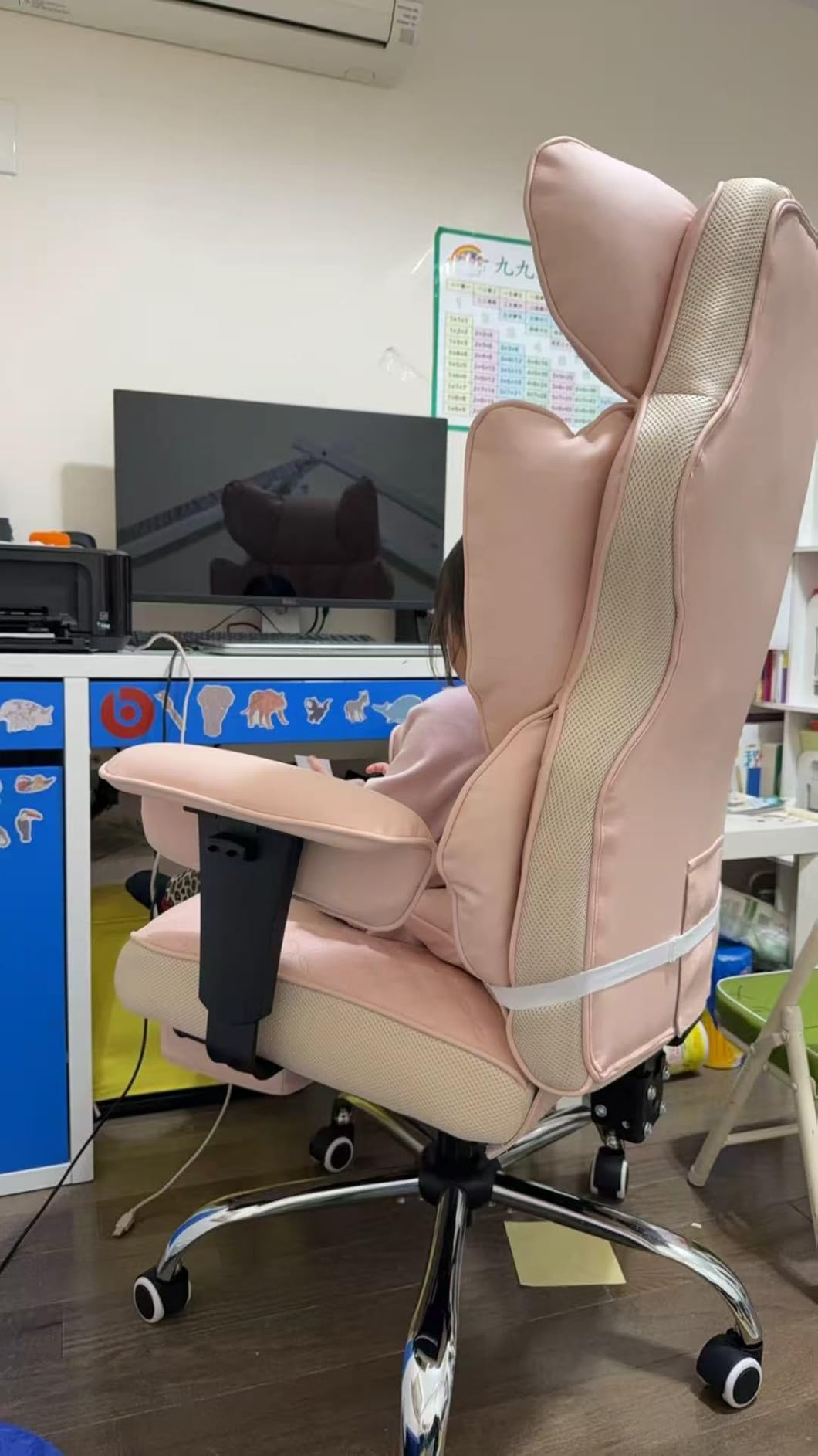 GTPLAYER Big and Tall Gaming Chair 400lbs Heavy Duty Office Chair with Foot Rest & Ergonomic Pocket Spring Lumbar Support, High Back 3D Saddle Shaped Cushion for Back Pain Relief, Matte-Black customer photo 1