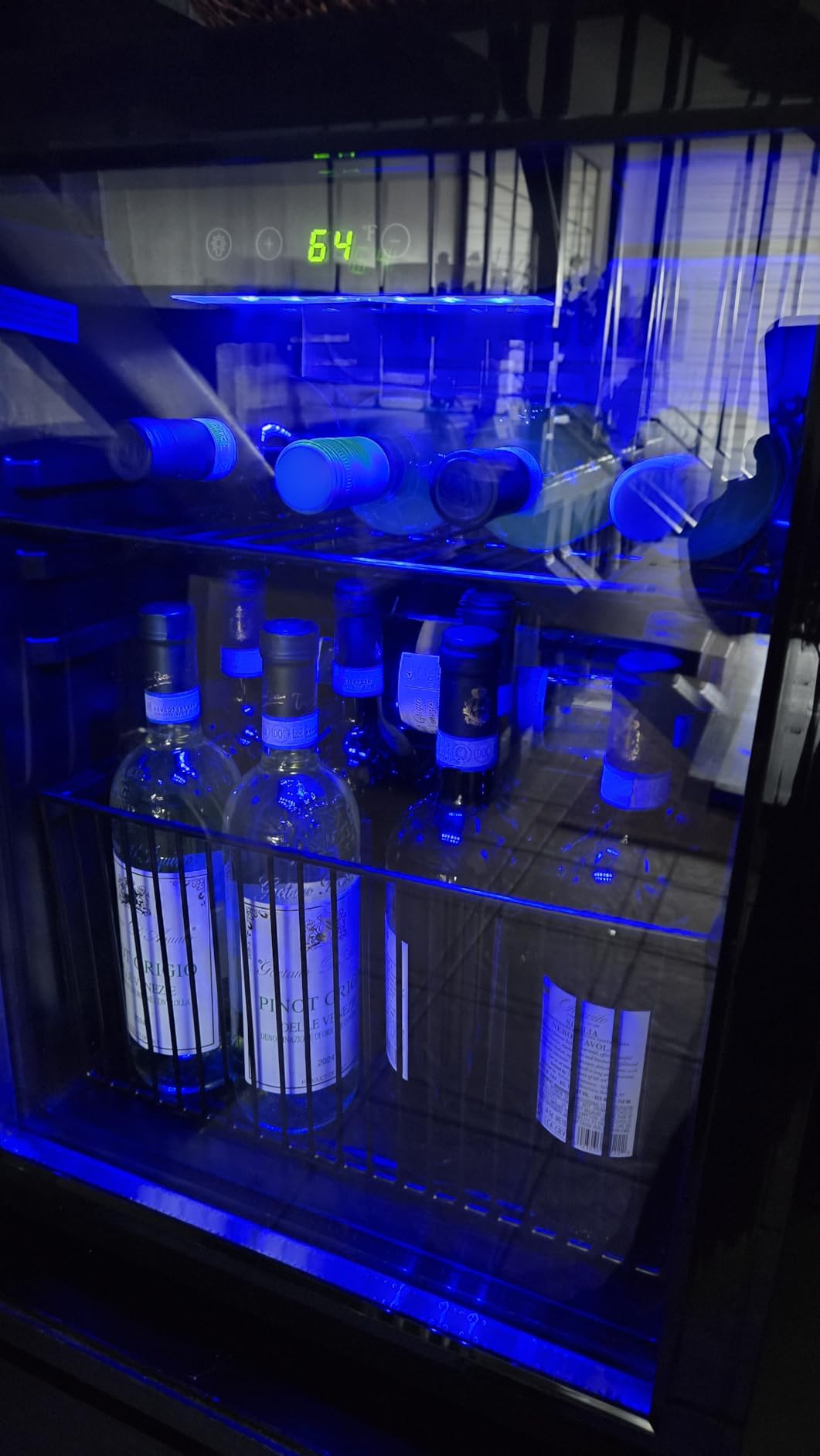 Antarctic Star 0.6Cu. Ft. Freestanding Counter-top Wine Cellar Mini Fridge, 4-Bottle Red Wine Beverage Refrigerator, Quiet, Portable, LED Light and Display, 40-61F, Black customer photo 1