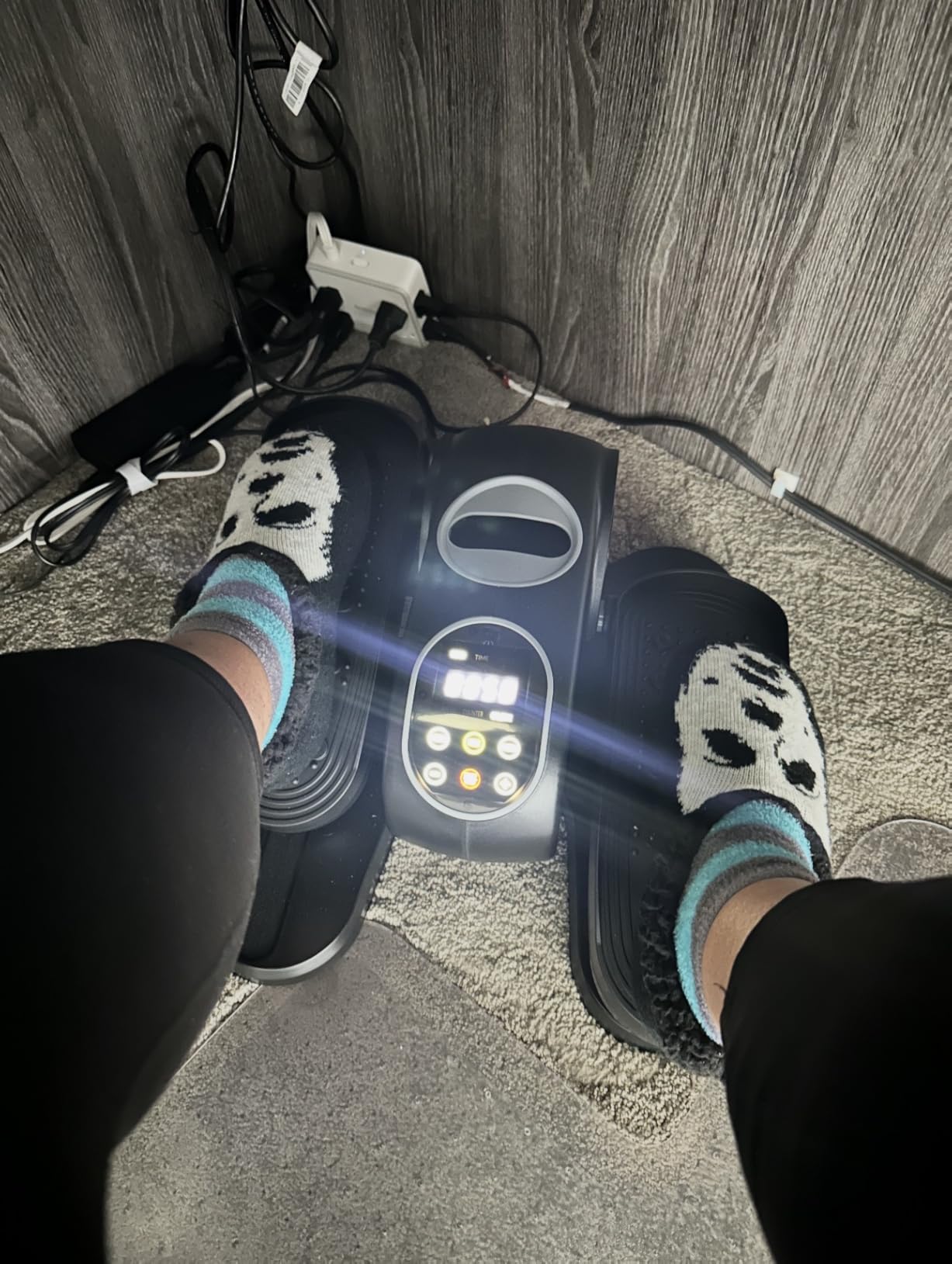 MERACH Under Desk Elliptical Machine, Leg Exerciser While Sitting for Seniors with Remote Control & 12-Speeds, Quiet Portable Electric Seated Pedal Exerciser customer photo 2