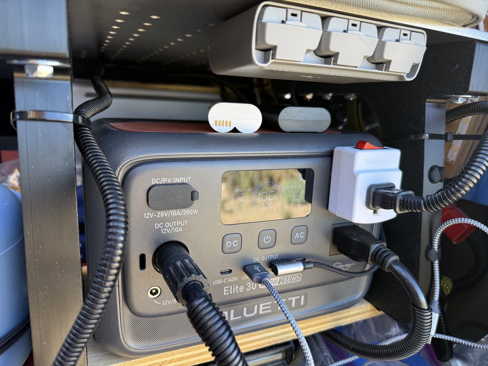 BLUETTI Elite 30 V2 Portable Power Station 600W (Power Lifting 1500W), 288Wh LiFePO4 Battery with 10ms UPS, Emergency Backup Power for Home Blackout, Solar Generator for Camping/Road Trip customer photo 2