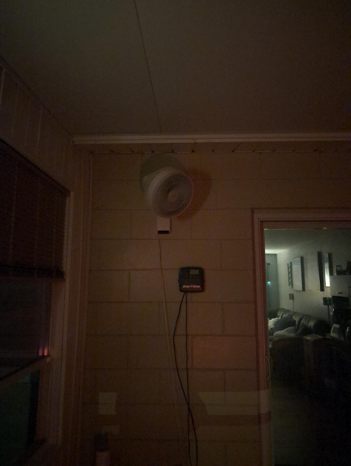 PELONIS 14 inch Wall Mount Fan with Remote Control, Oscillating Fan with 26ft Powerful Airflow, 3 Speed & 3 Modes, Auto 90° Horizontal & 68° Vertical Tilt, Indoor, 36dB, Ideal for Home, Garage, Gym customer photo 2