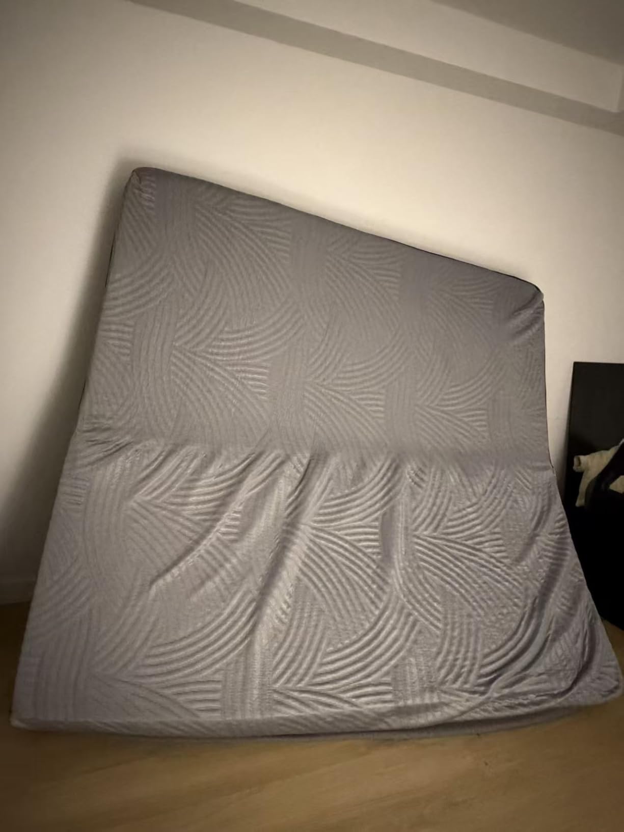 Sweetnight CoolNest 14 Inch King Size Mattress, Cooling King Memory Foam Mattress for Cool Night Sleep, 5-Zone Ergo Support for Pressure Relief, Medium, CertiPUR-US Certified customer photo 2