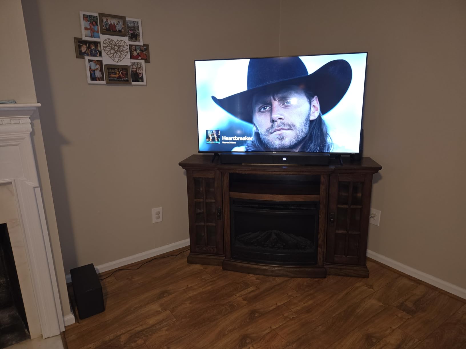 ULTIMEA 5.1CH Surround Sound Bar with Subwoofer, Dolby Atmos, VoiceMX, BassMX, APP, 300W Soundbar for Smart TV, Home Theater Surround Sound System for TV, Bluetooth 5.4, Poseidon M60 (2026 Model) customer photo 1