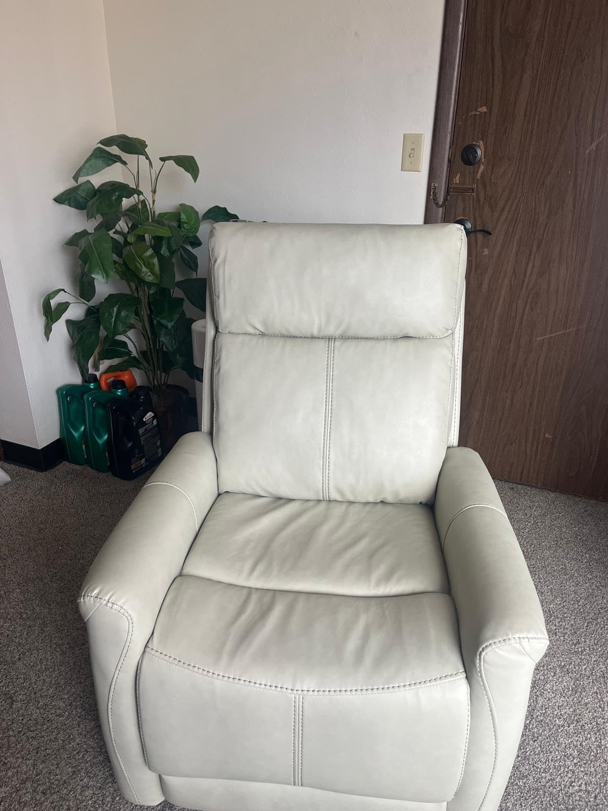 KISLOT Leather Recliner Chair for Adults Wall Hugger RV Recliner with USB Charging Ports Electric Power Reclining Sofa for Living Room Home Theater Seating Bedroom customer photo 2