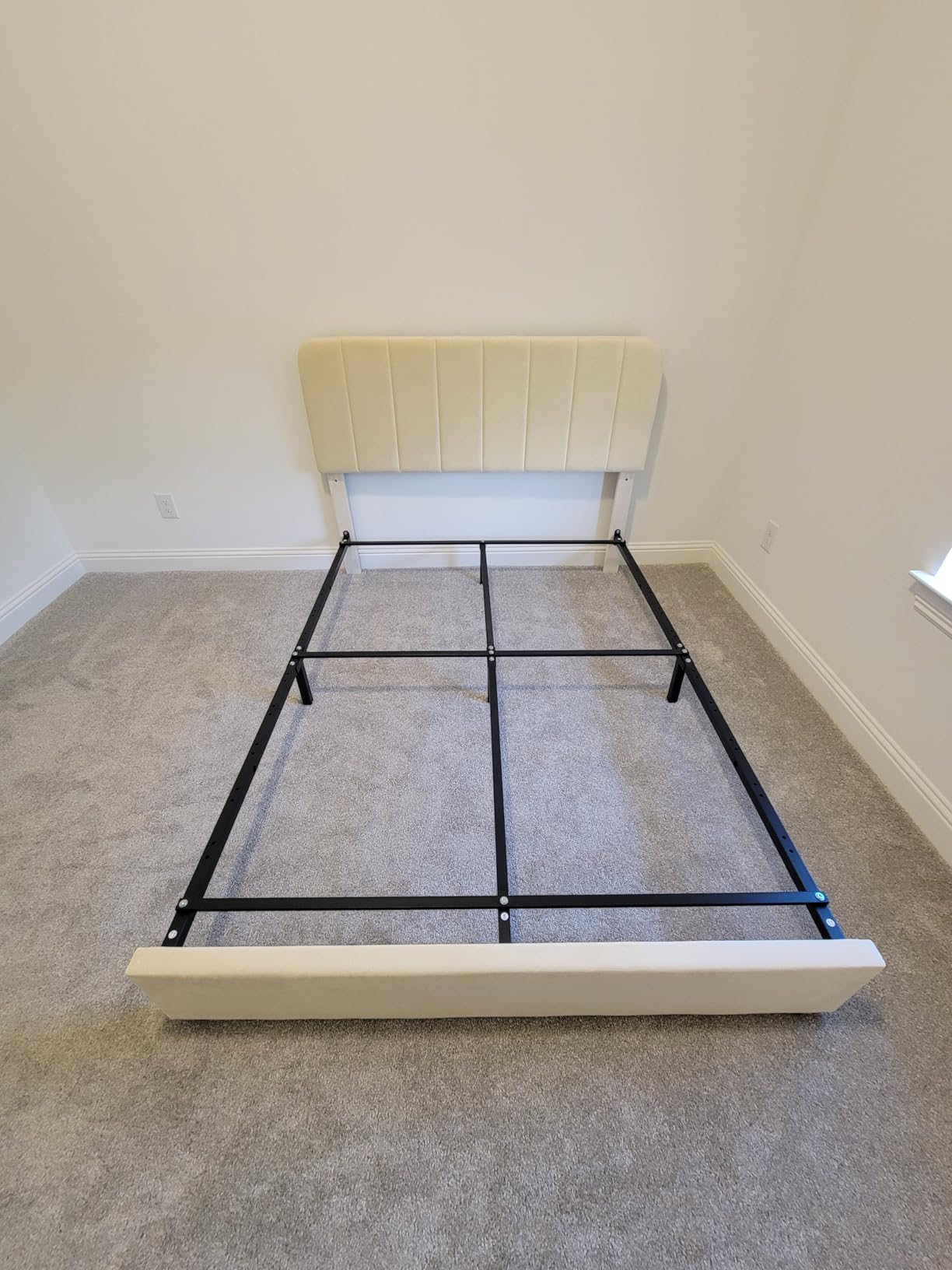 VECELO Queen Size Upholstered Bed Frame with 4 Drawers and Headboard, Velvet Platform Storage Bedframe, Wooden Slats Support, No Box Spring Needed, Beige customer photo 1