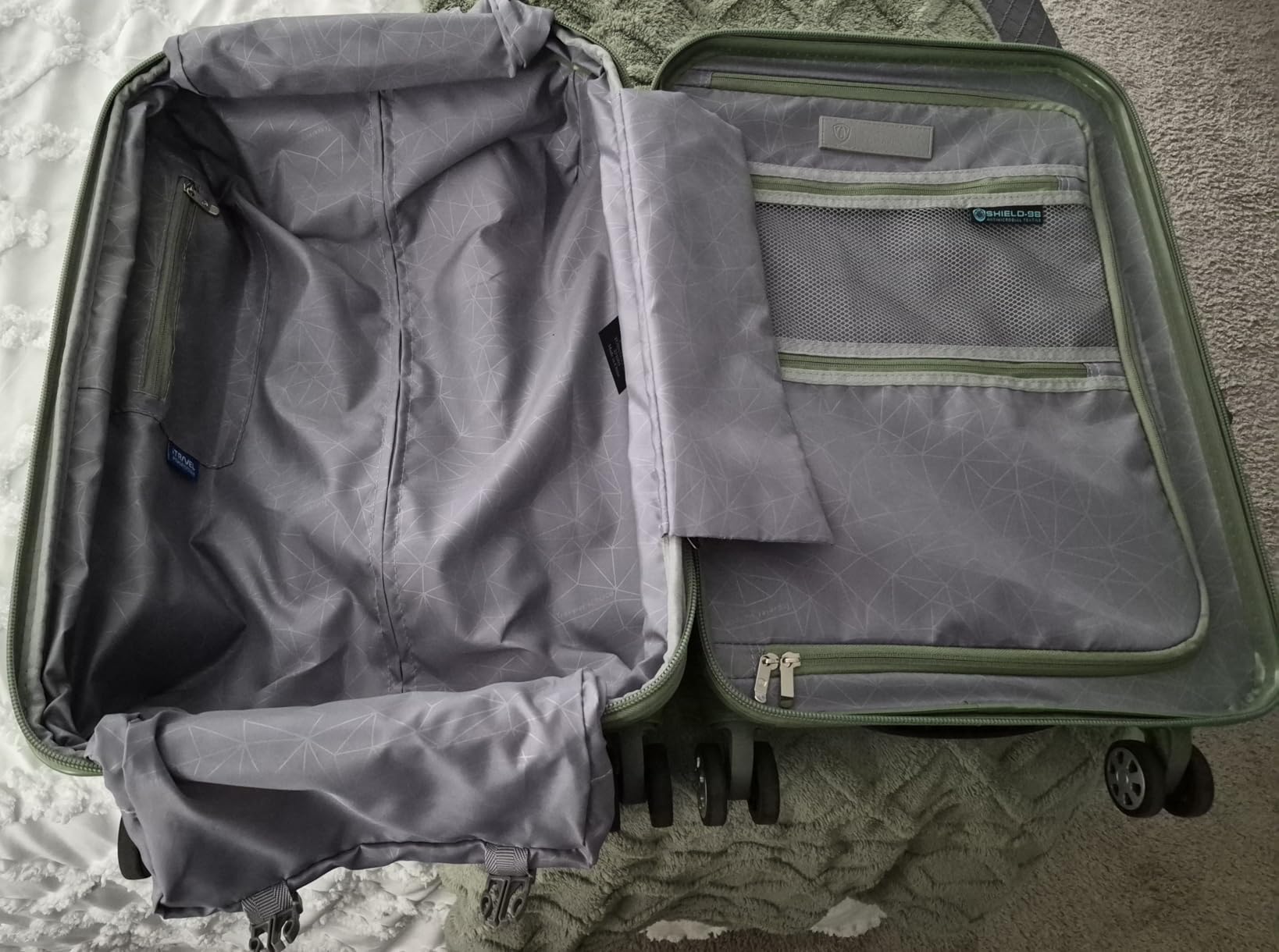 Pagosa Hardshell Expandable Luggage with Spinner Wheels, Latte Beige, 22-Inch Carry-on customer photo 2