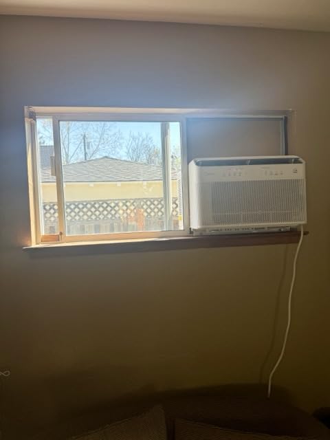 Midea 12,000 BTU U Shaped Smart Inverter Window Air Conditioner - Cools 550 Sq Ft, Ultra Quiet with Open Window Flexibility - Alexa/Google Assistant Compatible - 35% Energy Savings, Remote (Updated) customer photo 1
