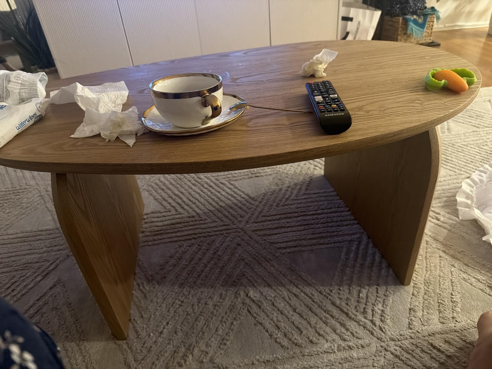 Honyee Modern Oval Coffee Table, Small Coffee Tables for Living Room - Oak Wood Top with Solid Legs, Wooden Center Table Easy Assembly for Living Room & Bedroom, Office, Natural customer photo 1