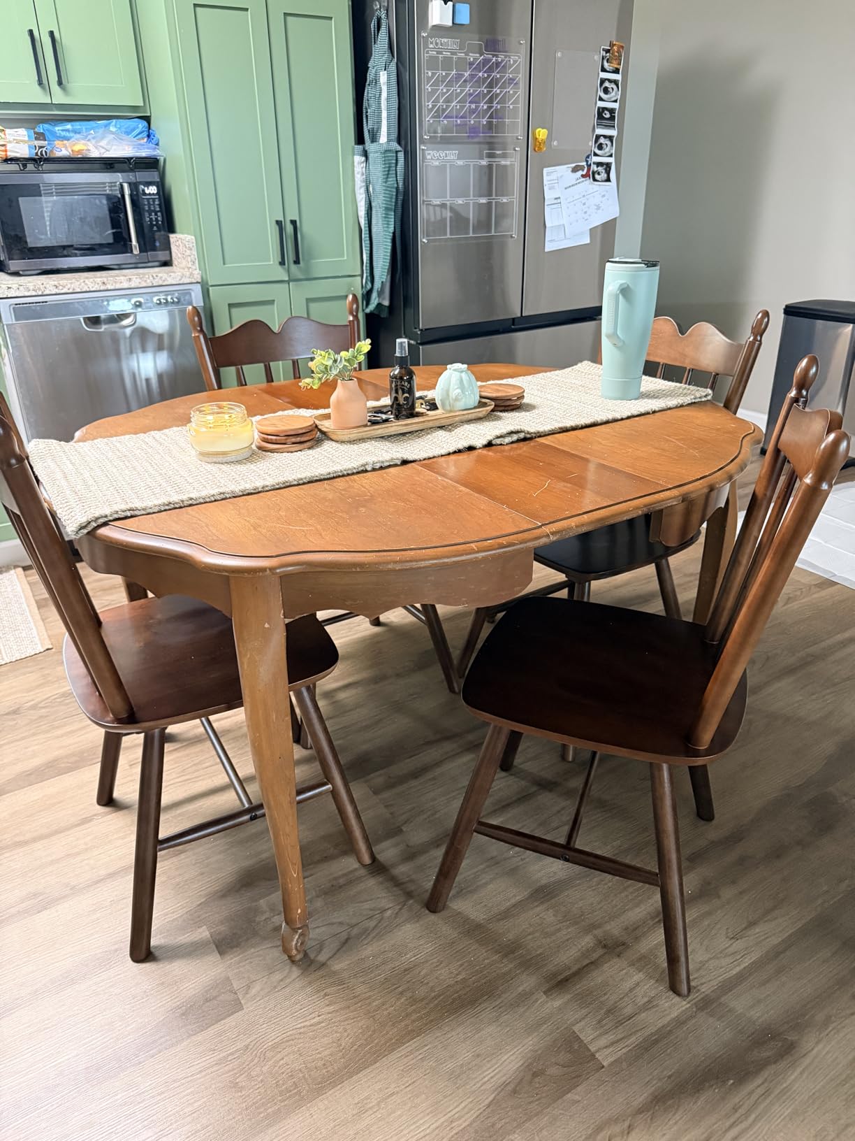 LUE BONA Black Dining Chairs Set of 4, Windsor Wooden Dining Chair with Thickened Backrest, Morden and Mid Century Kitchen Chairs for Dining Room Farmhouse, Weight Capacity 350 lbs customer photo 1