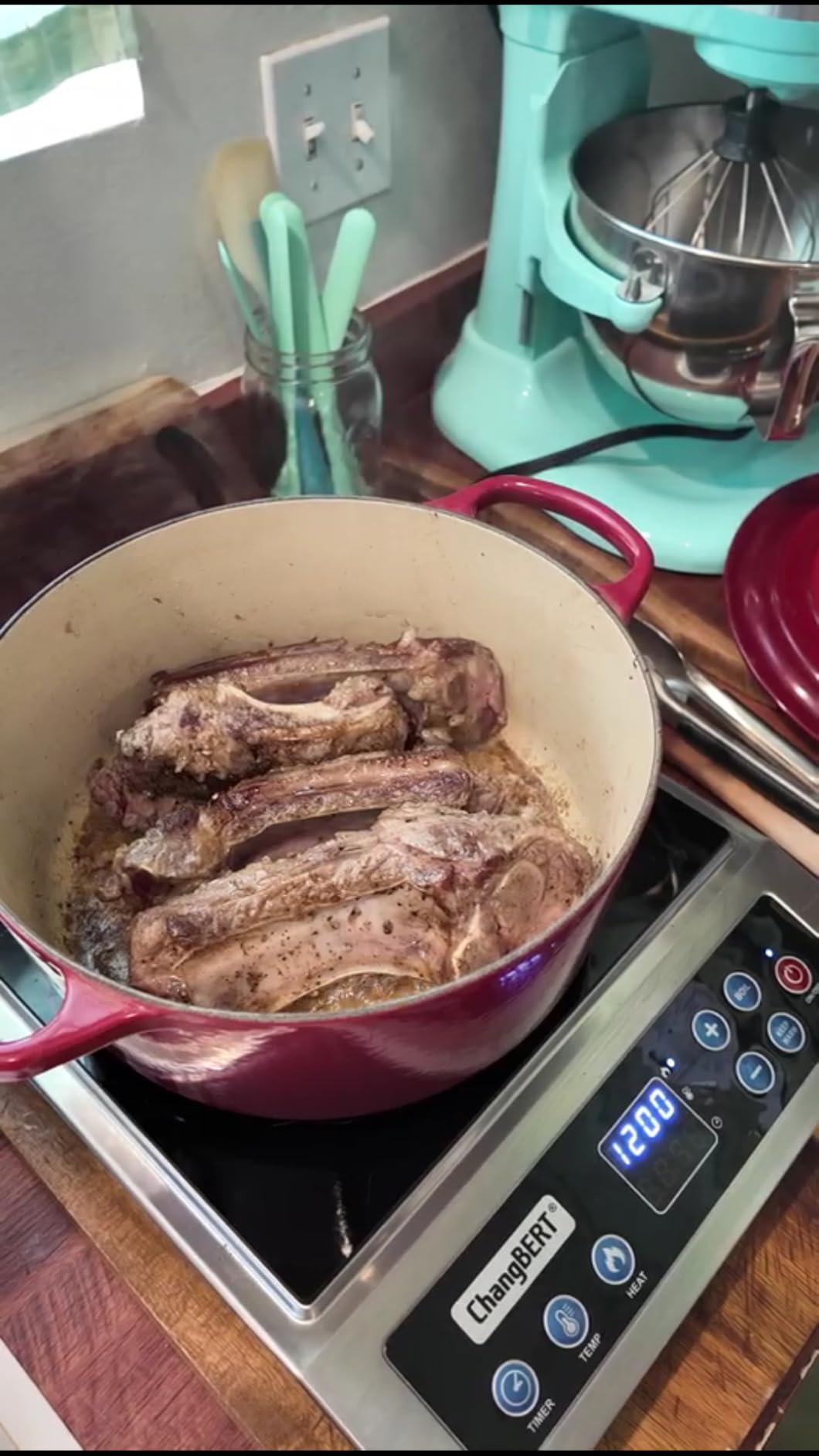 ChangBERT Induction Cooktop NSF Certified Professional Chef Edition Stove, 1800W Commercial Induction Burner with Schott Glass, Large Heating Coil Electric Hot Plate for Restaurant Hotel Food Station customer photo 2