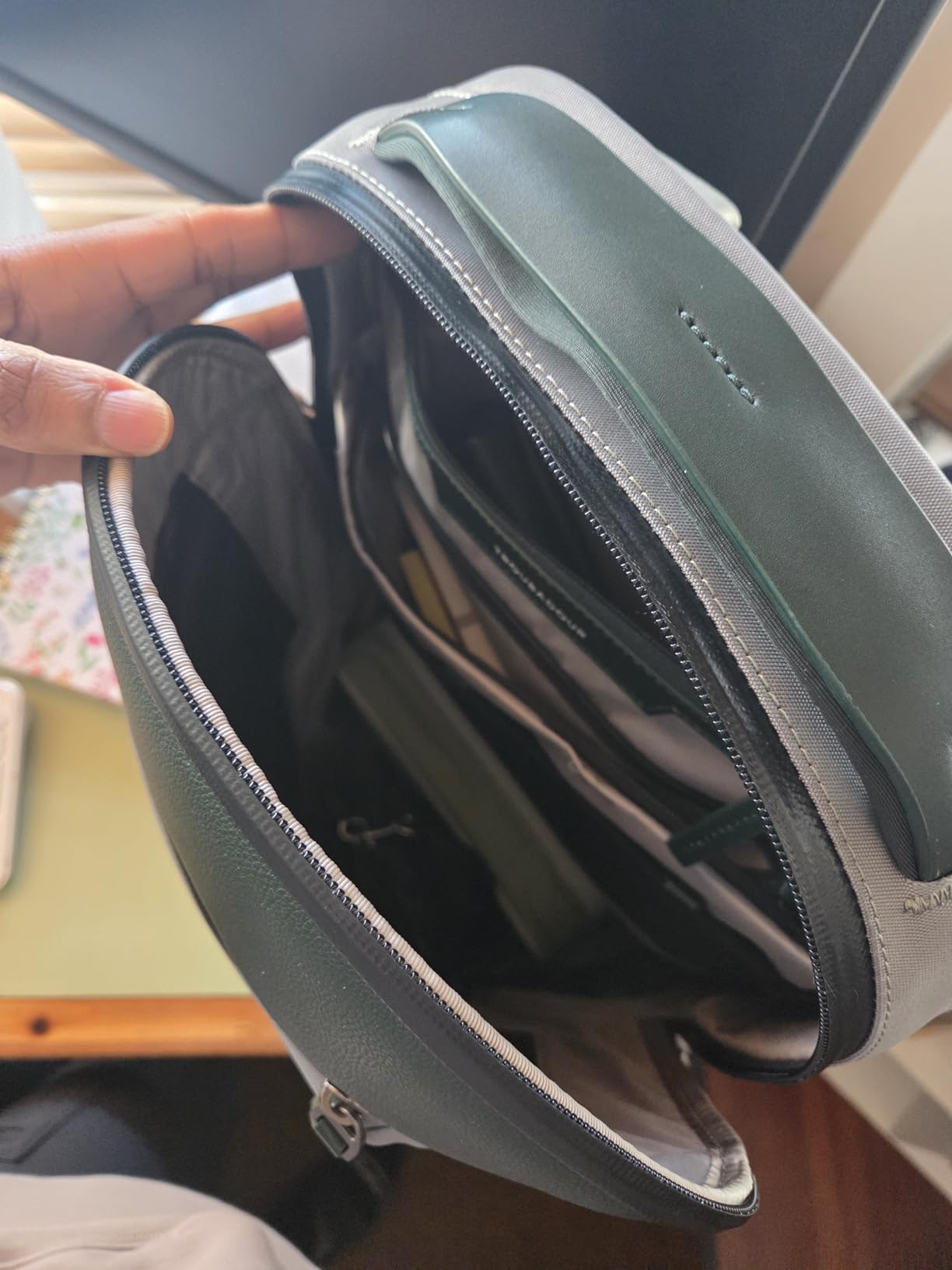 Troubadour Apex 4.0-22L Premium Laptop Backpack - Ergonomic & Water Resistant - Designed for Work and Travel, Obsidian Green customer photo 2