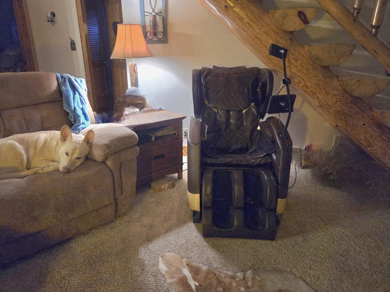 2026 Massage Chair Full Body, Zero Gravity Massage Chair with 10 Fix Rollers, Airbags, Heating, Foot Massage, Auto Modes, Bluetooth Speaker, Smart Screen Controller customer photo 1