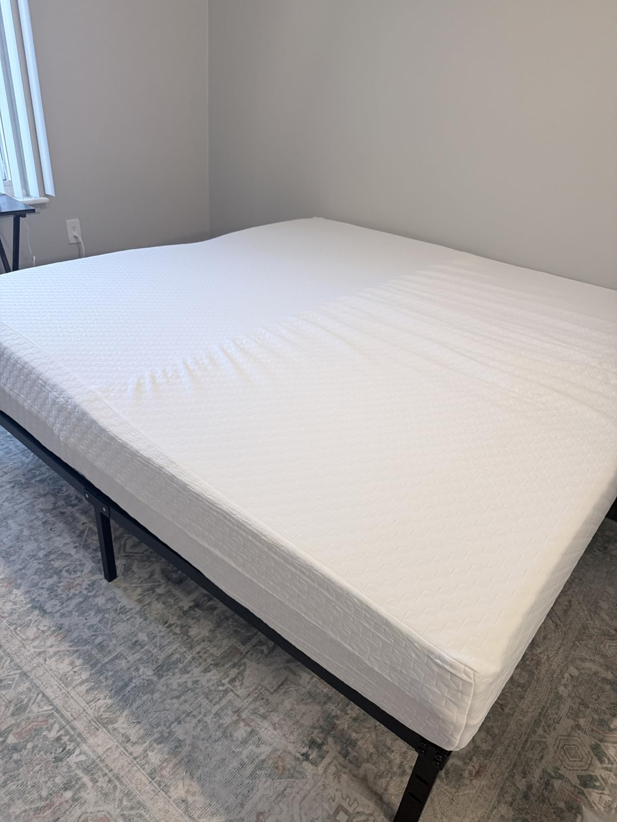 Avenco Queen Mattress 12 Inch, Queen Size Mattresses Medium Firm for Back Pressure Relief, Mattress in a Box CertiPUR-US Certified Foam Colchones customer photo 2