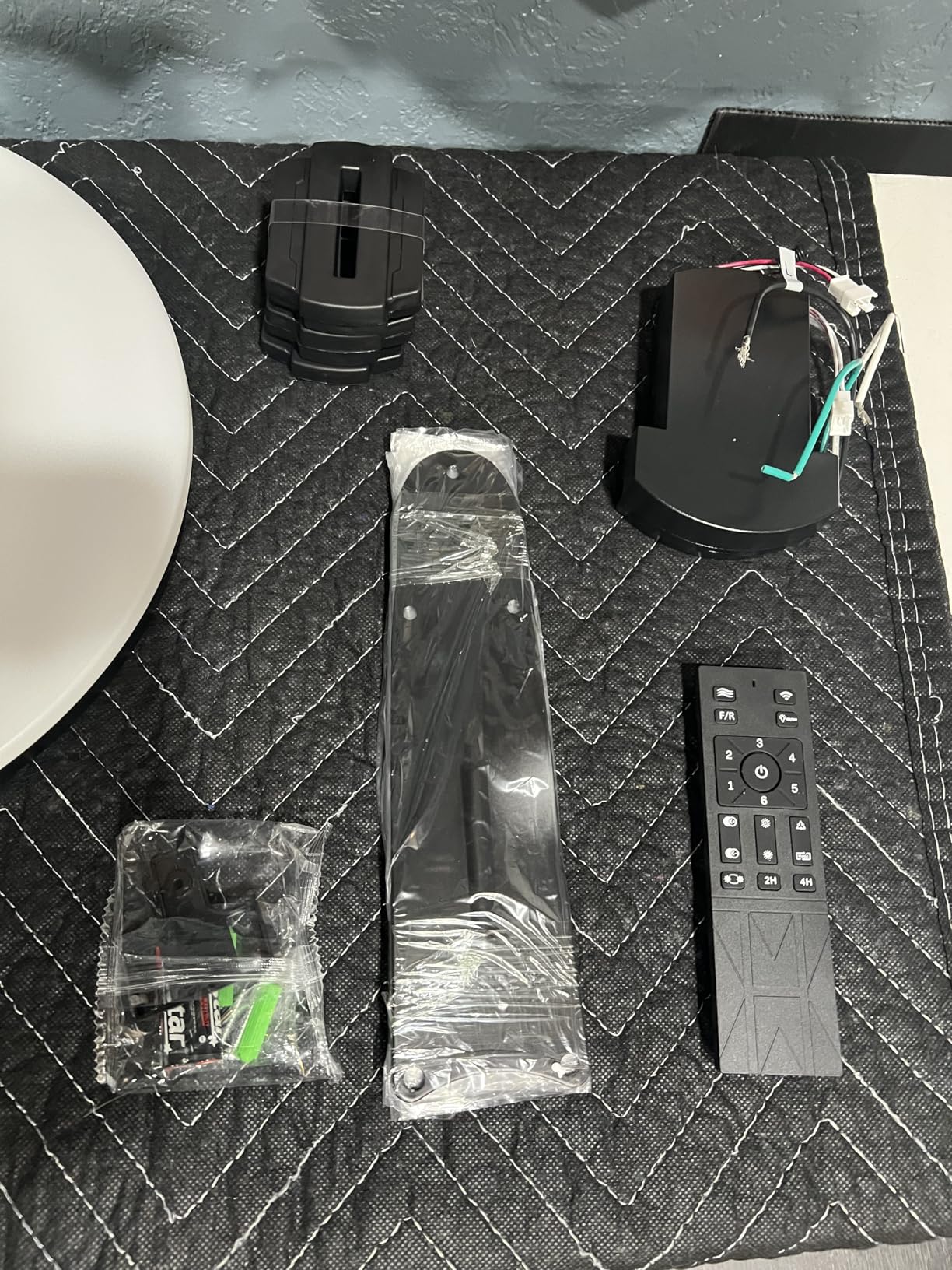 Amico Ceiling Fans with Lights, 52 inch Smart Ceiling Fan with Remote/APP/Alexa Control, Downrod Mount, Reversible DC Motor, 5 Blades, 6 Speeds, 3CCT, Dimmable, Noiseless, Bedroom, Living Room, Black customer photo 2