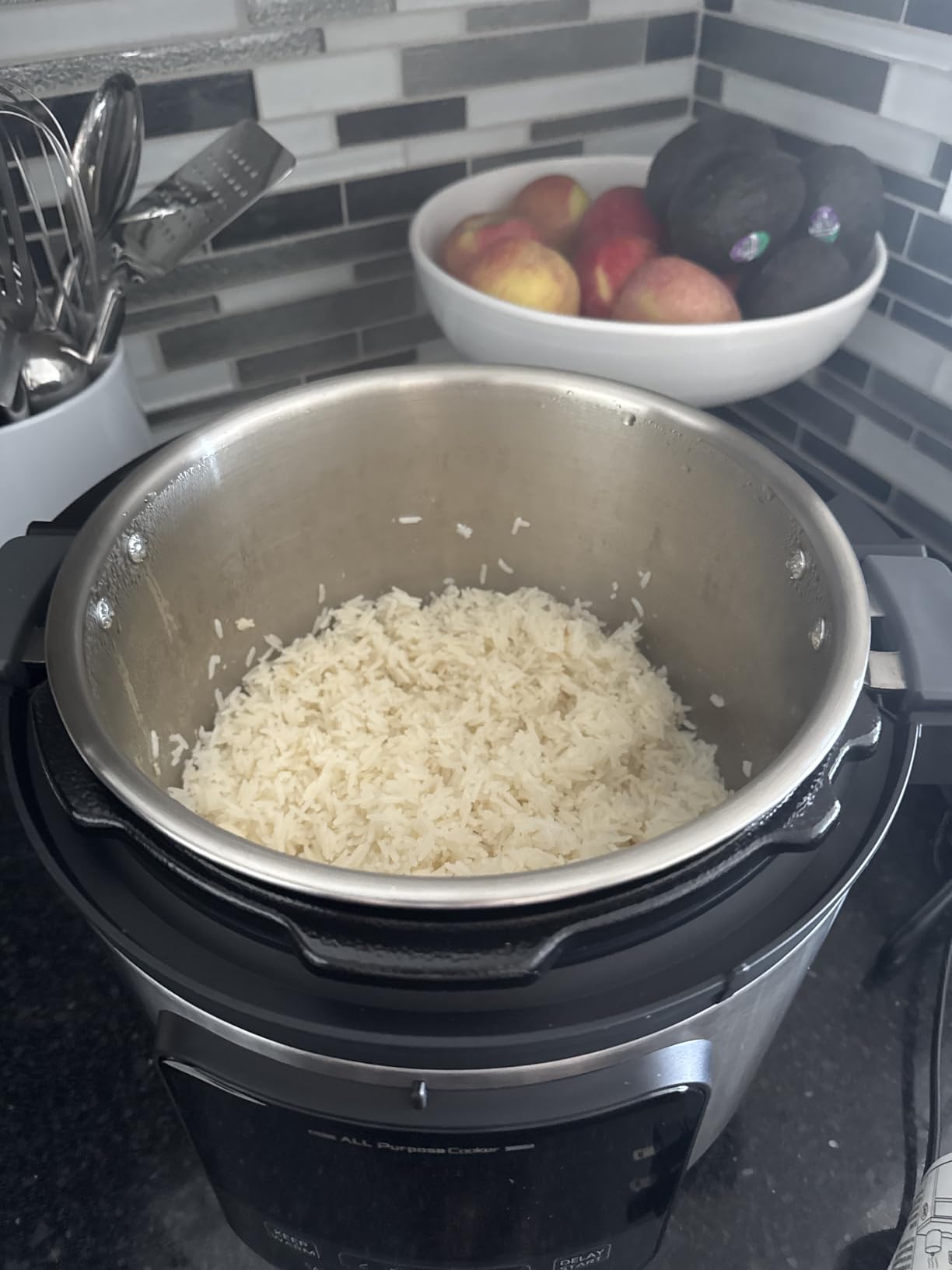 Midea 10-in-1 Electric Pressure Cooker with Slow Cooker, Steamer, Saute, Sous Vide, and Bake Modes, Stovetop & Oven Safe Stainless Steel Pot, 6 Quarts customer photo 2