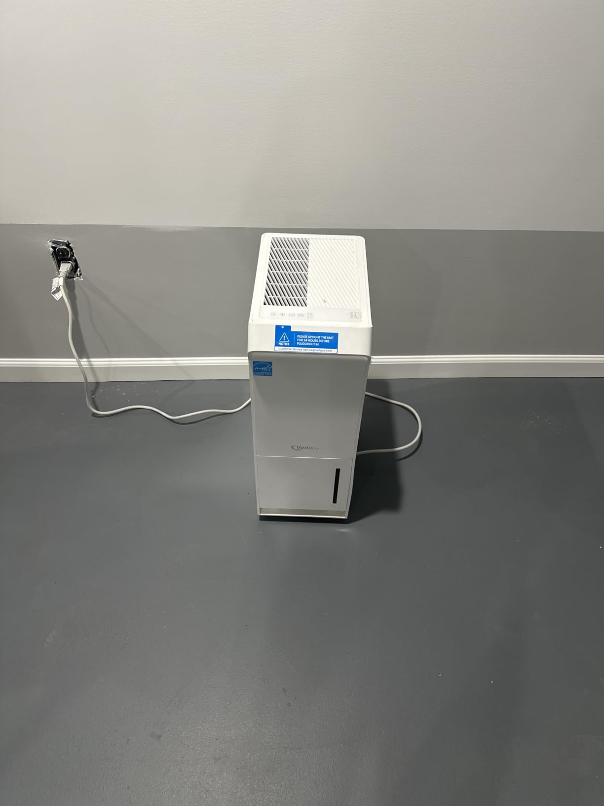 4,000 Sq.Ft Most Efficient Energy Star 2024 Dehumidifier,Vellgoo Max 64 Pint/D Dehumidifier for Basement with Drain Hose, Smart Humidity Control, for Home, Bathroom, Garage customer photo 1