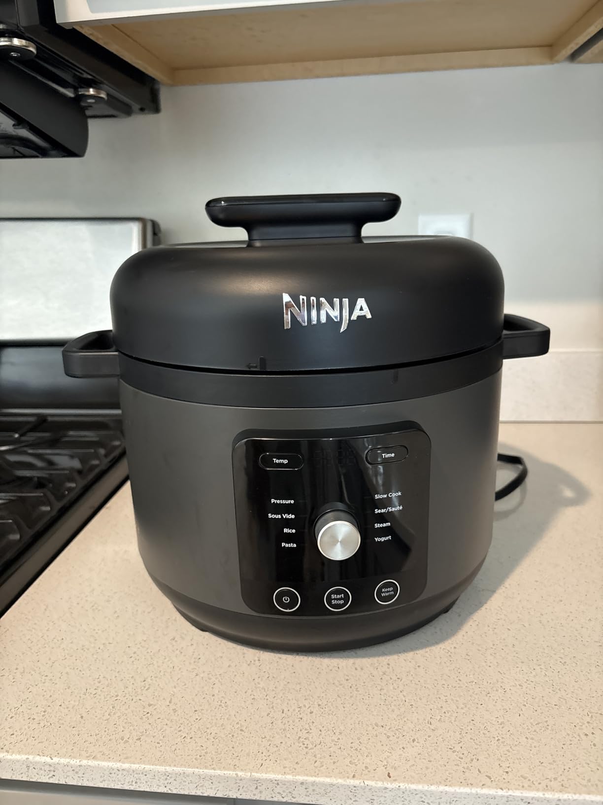 Ninja HyperHeat 9-in-1 Electric Pressure Cooker | 6.5 Qt Multi Cooker with Sear/Sauté, Slow Cooker, Rice Cooker, Sous Vide | 1200W | Fast Cooking, PFAS-Free Pot | Dark Gray | PC201GY customer photo 1